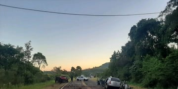 El conductor de la camioneta no fue hallado en el lugar.