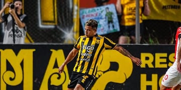 Alcides Benítez, el primero en reforzar a Belgrano. Lateral por derecha paraguayo, al que le compran una parte del pase (prensa Guaraní)