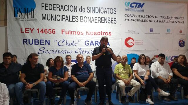 Darío Cocco en la ciudad de Bolivar en un encuentro de la Confederación de Trabajadores Municipales