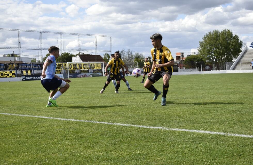 Papelón de Santamarina de Tandil: perdió por goleada ante Sol de Mayo