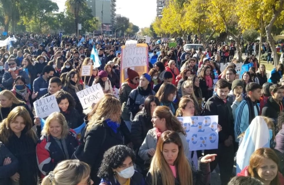 A pesar del acuerdo paritario, los docentes sanjuaninos volvieron al paro