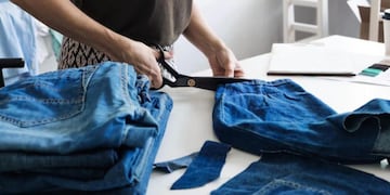 Cómo reciclar un jean que queda chico y transformarlo en un nuevo pantalón