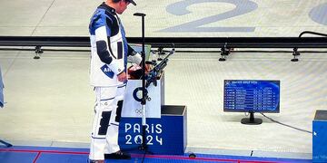 el gobernador Raúl Jalil escribió en sus redes; ¡”Gracias, Julián! Representaste con gran talento y orgullo las banderas de nuestro país y provincia