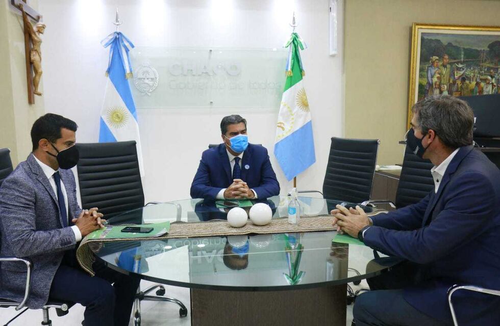 Capitanich asegura trabajar en establecer una ruta aérea entre Resistencia y Asunción