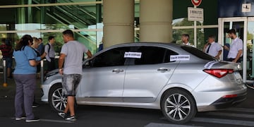 La Municipalidad de Córdoba realiza controles a choferes en distintos puntos de la ciudad.