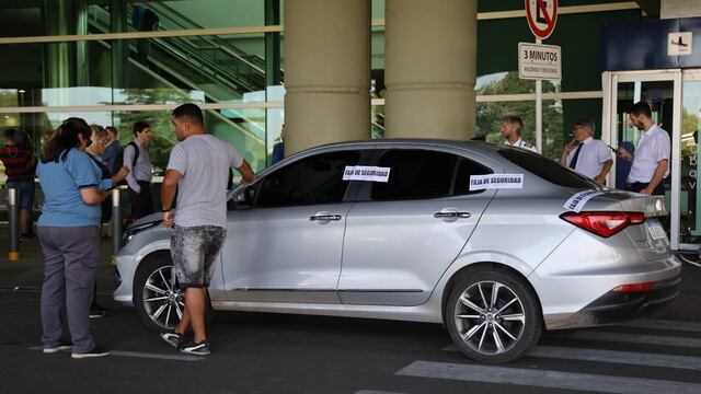 La Municipalidad de Córdoba realiza controles a choferes en distintos puntos de la ciudad.
