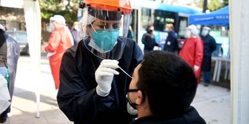 Rosario tuvo 1.313 casos de coronavirus y 25 muertos este viernes