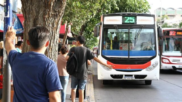 Empresarios aseguran que este año cayó un 65% el uso del colectivo. Canal 13 San Juan.