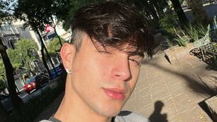 Rusherking denunció que le robaron el celular mientras bailaba en la calle