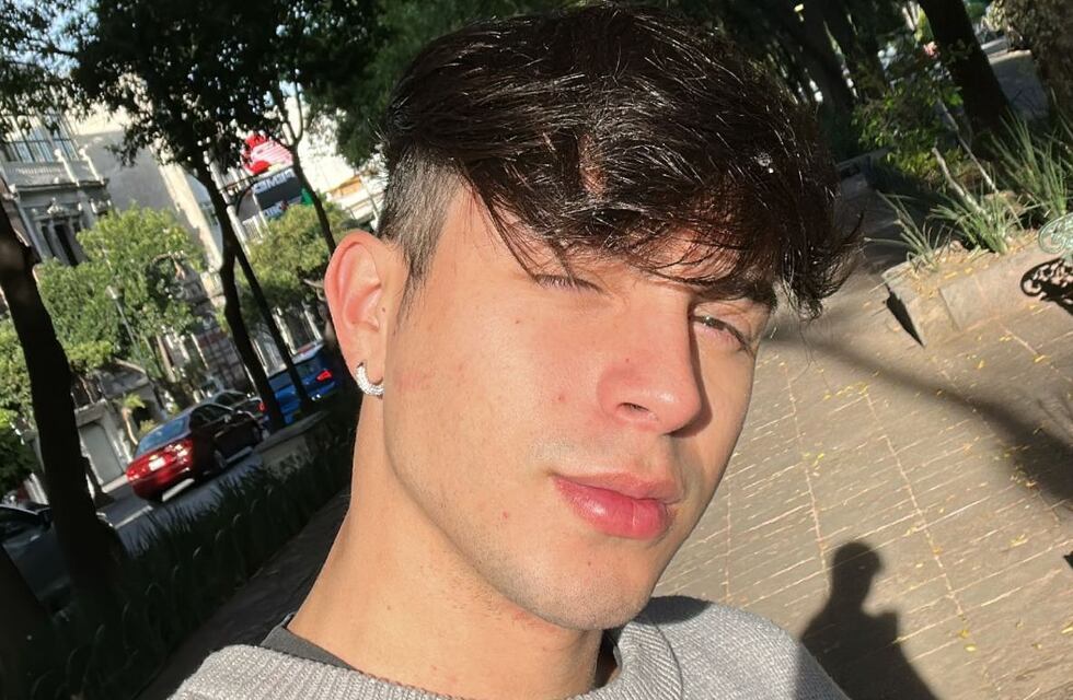 Rusherking denunció que le robaron el celular mientras bailaba en la calle