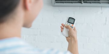 Es importante mantener el aire acondicionado en óptimas condiciones de limpieza. Fuente: depositphotos