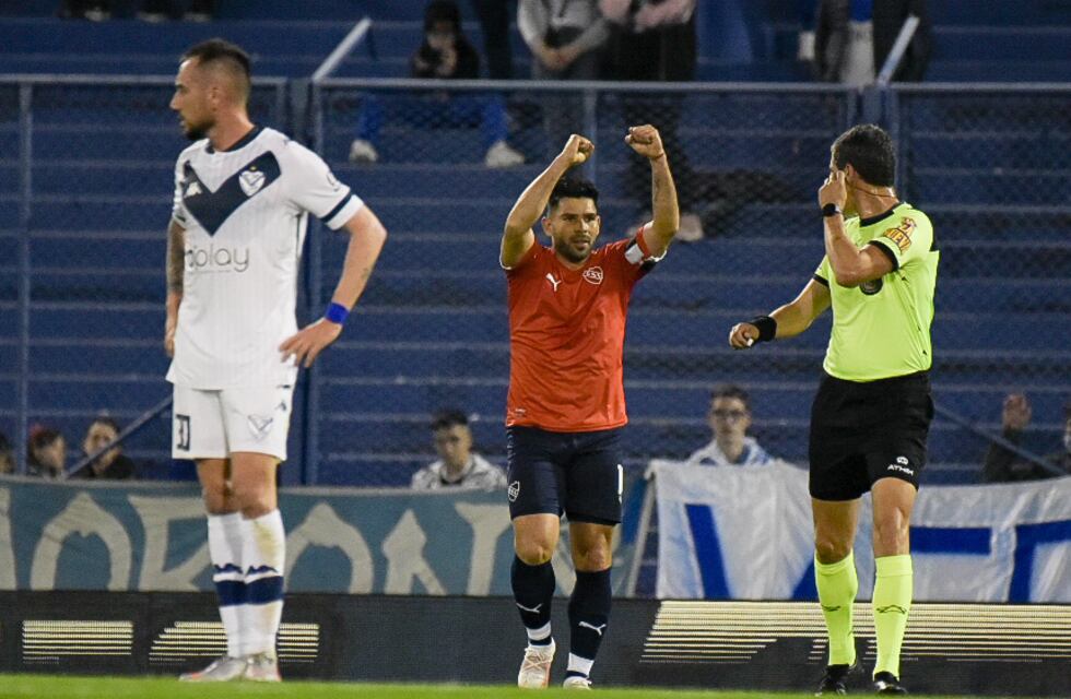 Liga Profesional: Vélez e Independiente igualaron 3-3 en un partidazo a puro gol