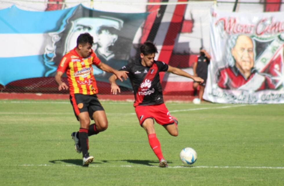El Club Deportivo Maipú ganó y está cerca del ascenso