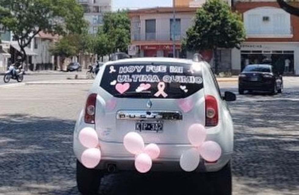 Festejó la última quimio en Rafaela y alegró a todos