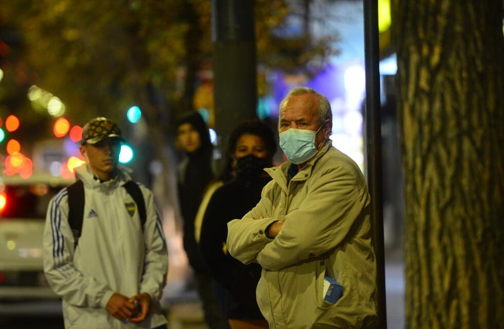 No se resuelve el conflicto entre colectivos y el Gobierno: sigue el paro y la reducción del servicio