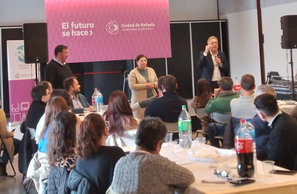 La APJ y Castellano diseñan la Municipalidad del Futuro