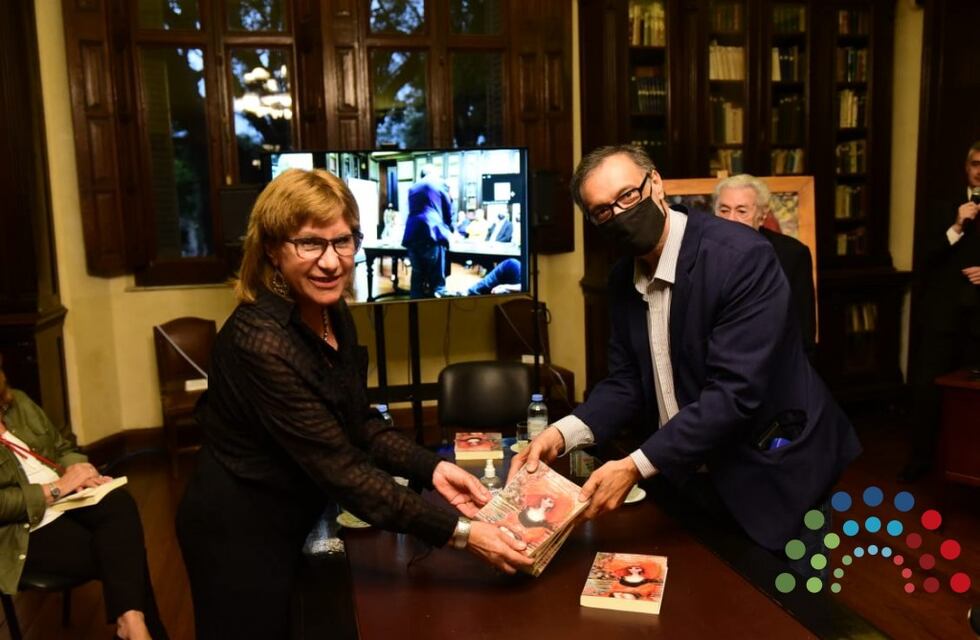 La Cámara de Diputados de Entre Ríos recibió una donación de libros