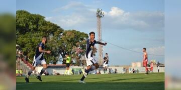 Maximiliano Bustamante se suma a "la verde"