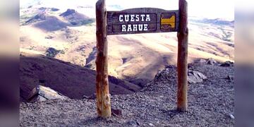 Las impactantes imágenes de Cuesta del Rahue en Neuquén.
