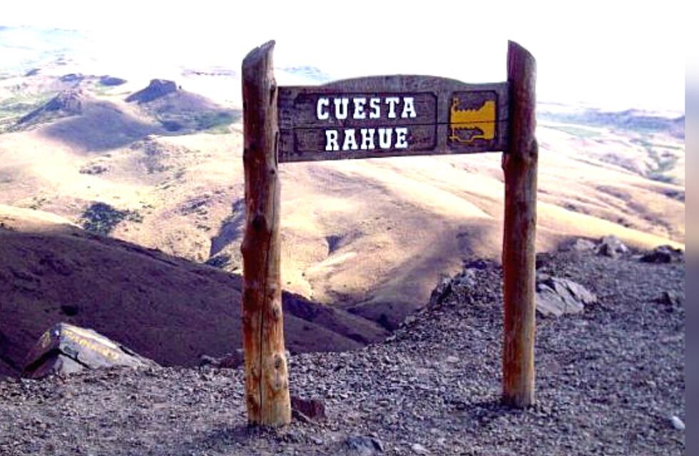 Neuquén: la extraña ruta completamente nevada que se viralizó por sus increíbles imágenes tomadas desde las alturas