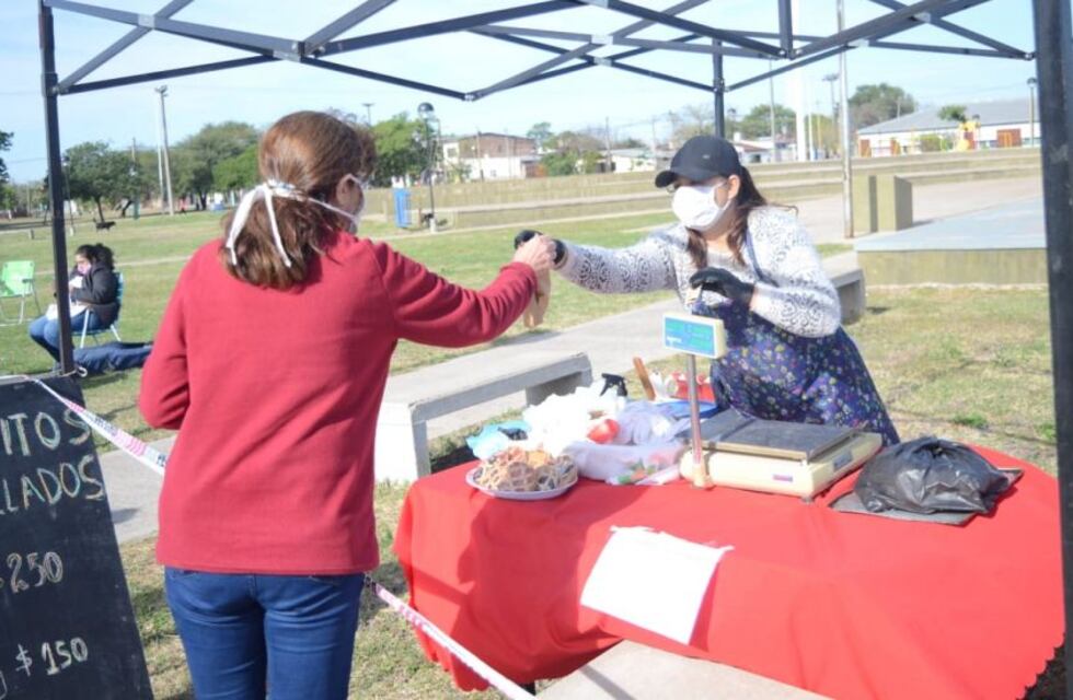 Feriantes chaqueños preocupados por la escasez de agua