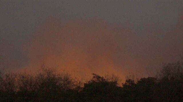 De nuevo hay fuego en la Reserva Ecológica. Foto: DyN.