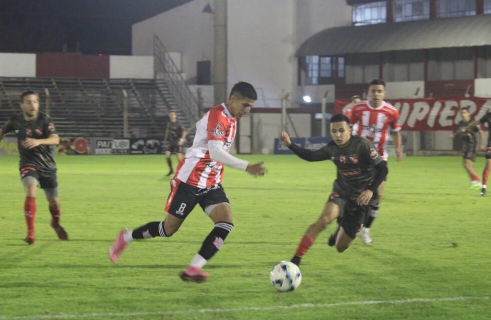 El “9″ empató en el “Coloso” con Independiente de Chivilcoy