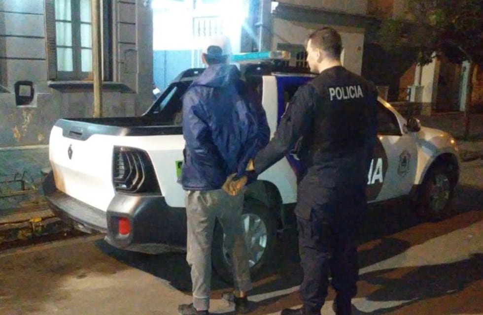 Amenazó de muerte a su pareja y agarró del cuello a su hija de 11 años