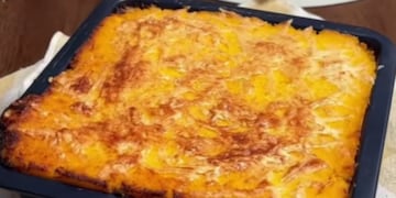 Cómo hacer pastel de polenta y bolognesa.