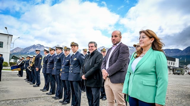 Ceremonia de cambio de comando del Batallón de Infantería Marina N°4