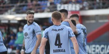 Juan Barinaga celebra el gol de Belgrano ante San Lorenzo (Federico López Claro)