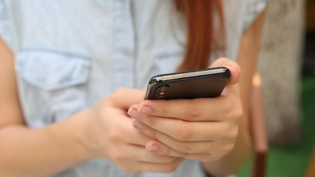 Especialistas en delitos económicos detallaron que el objetivo de esta nueva modalidad es robar la identidad de la cuenta de WhatsApp.