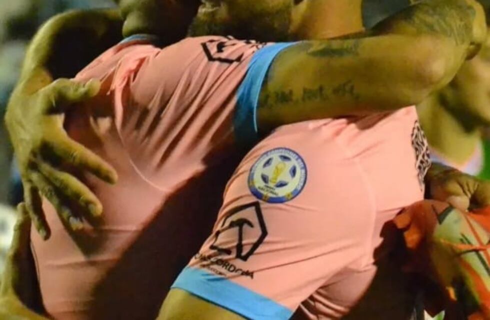 Video: el jugador de Racing que volvió a vivir, Antú Hernández otra vez dentro de una cancha