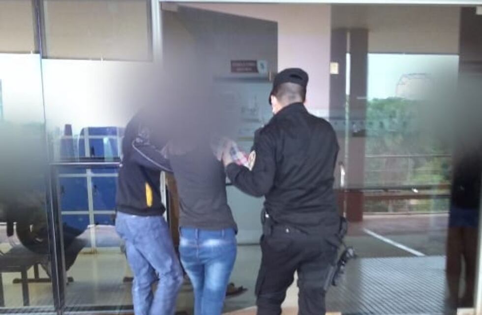 Un bebé  y una mujer fueron asistidos por la policía en San Martín