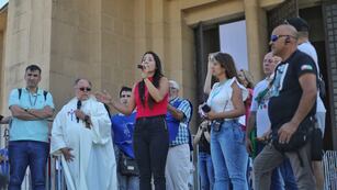 La mujer laica de 44 años recibió a los fieles en el Templo Votivo de Maipú.