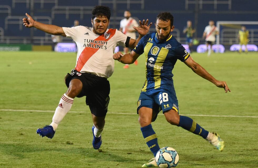 Central cayó 2 a 0 ante River en el Gigante