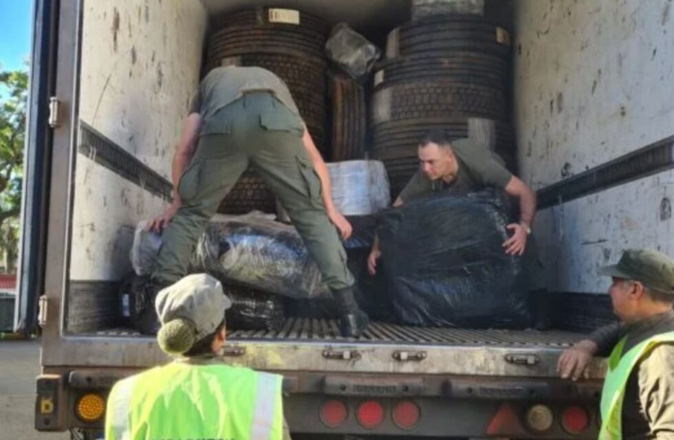 Secuestran contrabando de neumáticos en Posadas