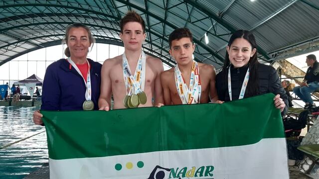 Nadadores del Cultural de Arroyito en la Selección de Córdoba para los Evita 2022