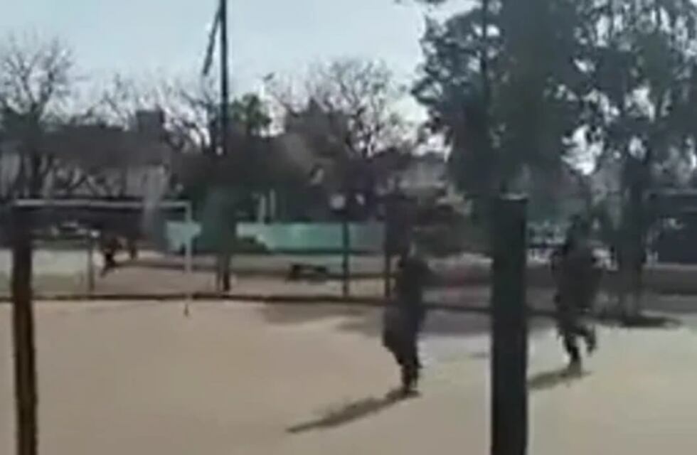 Falleció uno de los hinchas heridos tras el brutal enfrentamiento de barras en Lanús