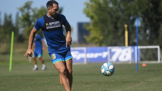 Fabián Rinaudo fue operado con éxito en Central (@CARCoficial)