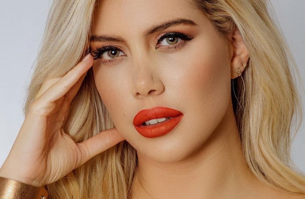 Wanda Nara publicó una foto subida de tono en la ducha y la comparan con una de la China Suárez