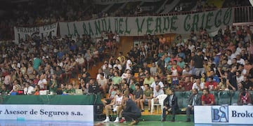 Este lunes se venden las entradas para el clásico que protagonizarán Atenas e Instituto en el Cerutti en el cierre de la fase regular de la Liga Nacional. (Facundo Luque / La Voz / Archivo)