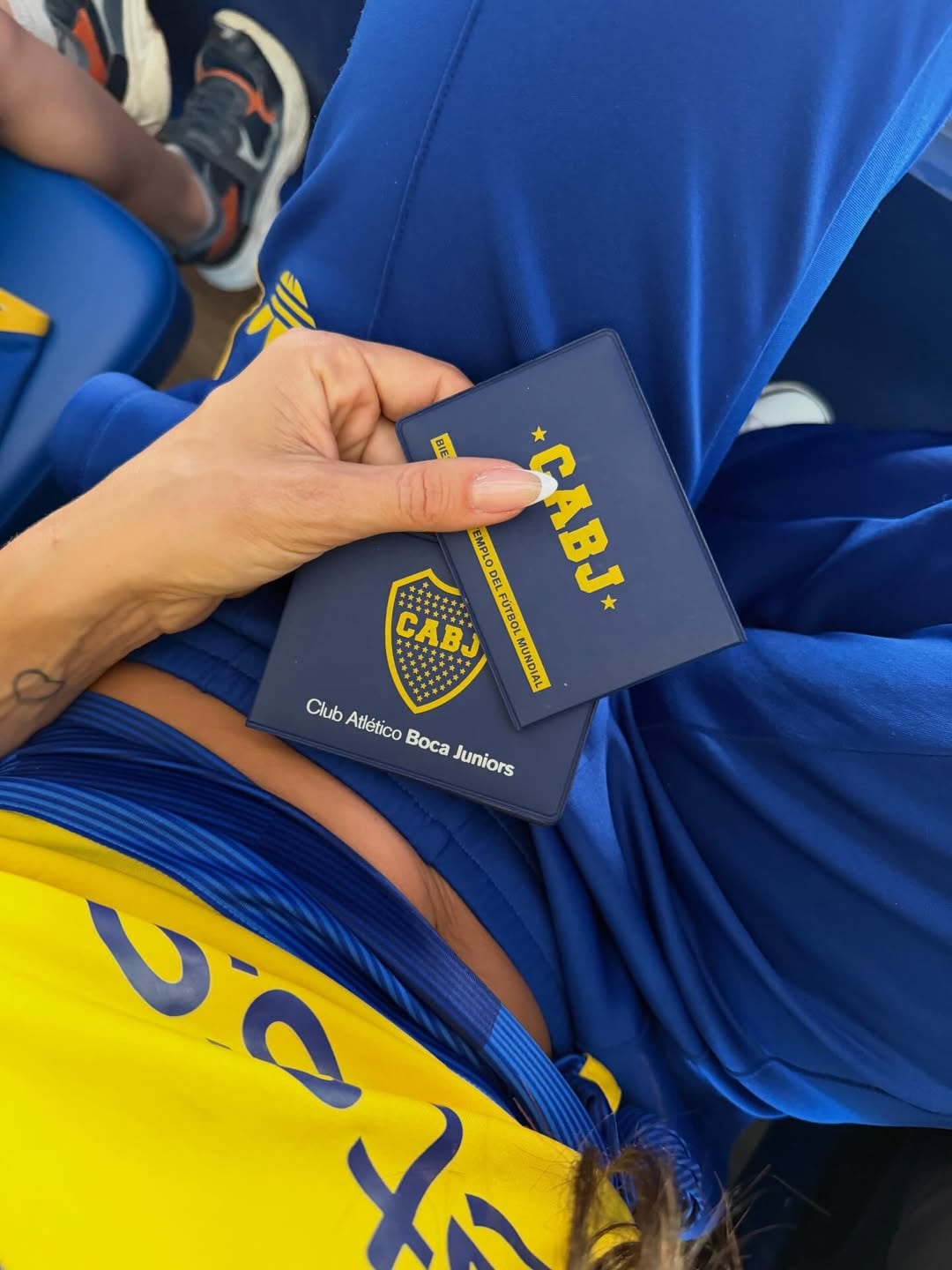 Desde la cancha de Boca, Zaira Nara se declaró fanática Xeneize y ganó corazones con un outfit deportivo