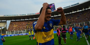Se le abrió el arco a Edinson Cavani, figura y goleador de Boca, con victoria sobre River en el Kempes.
