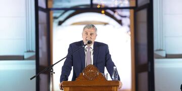 Morales dijo que será “candidato a presidente de los argentinos” con el propósito de “seguir aportando desde otro lugar para dar continuidad a la generación de hitos para el pueblo argentino, mi querida provincia de Jujuy y su pueblo”.