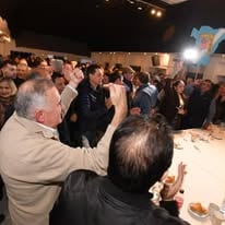 En un multitudinario acto en Concepción, el mandatario provincial cuestionó el ajuste nacional y pidió “caminar juntos con responsabilidad”.