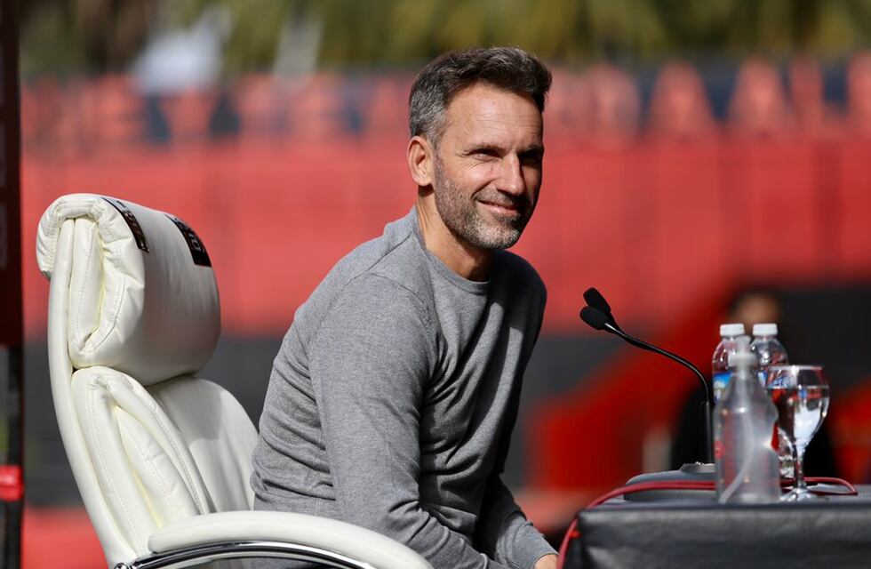 Lucas Bernardi vuelve a Newell’s Old Boys para dirigir a la reserva