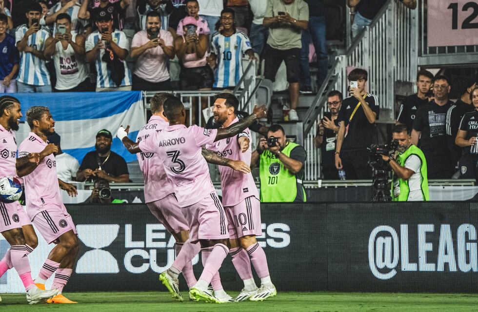 Con dos goles de Lionel Messi, Inter Miami le ganó 3 a 1 a Orlando City en el clásico de la Florida