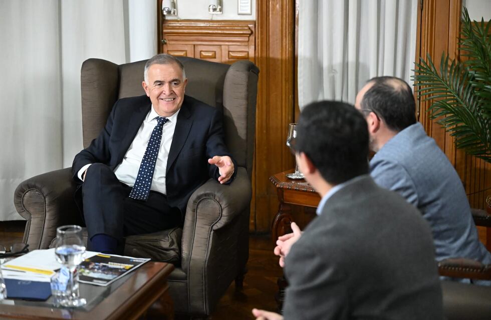 Compromiso con la transparencia: Jaldo dialogó con FOPEA