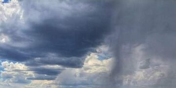 La región registró abundante caída de granizo.